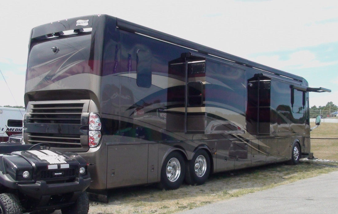 Maintaining RV Slide-Out Seals for Optimal Performance - HCC Auto
